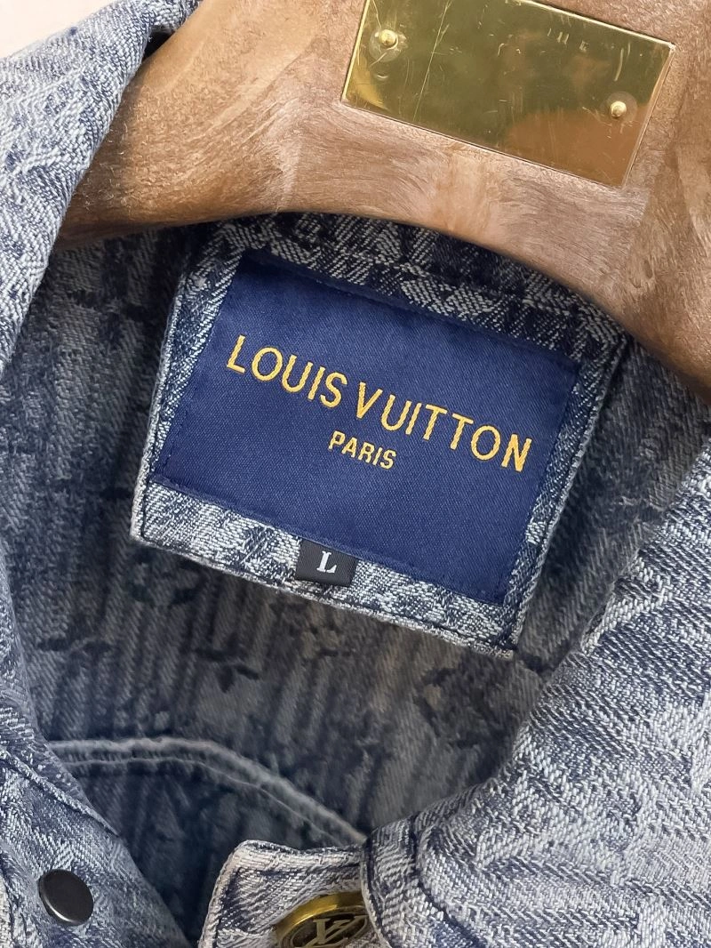 Louis Vuitton Outwear WaterResistant 132926