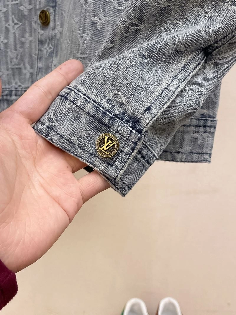 Louis Vuitton Outwear WaterResistant 132926