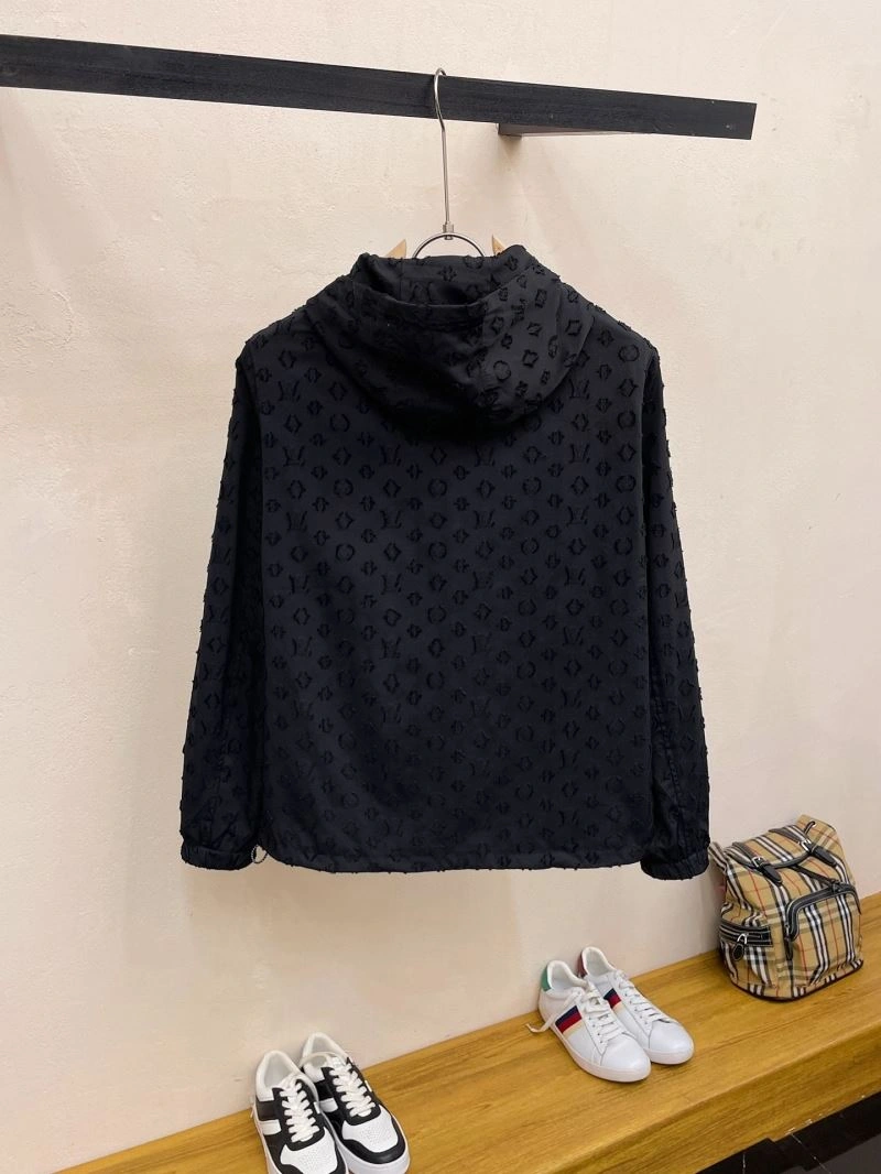 Louis Vuitton Outwear Lightweight 132936