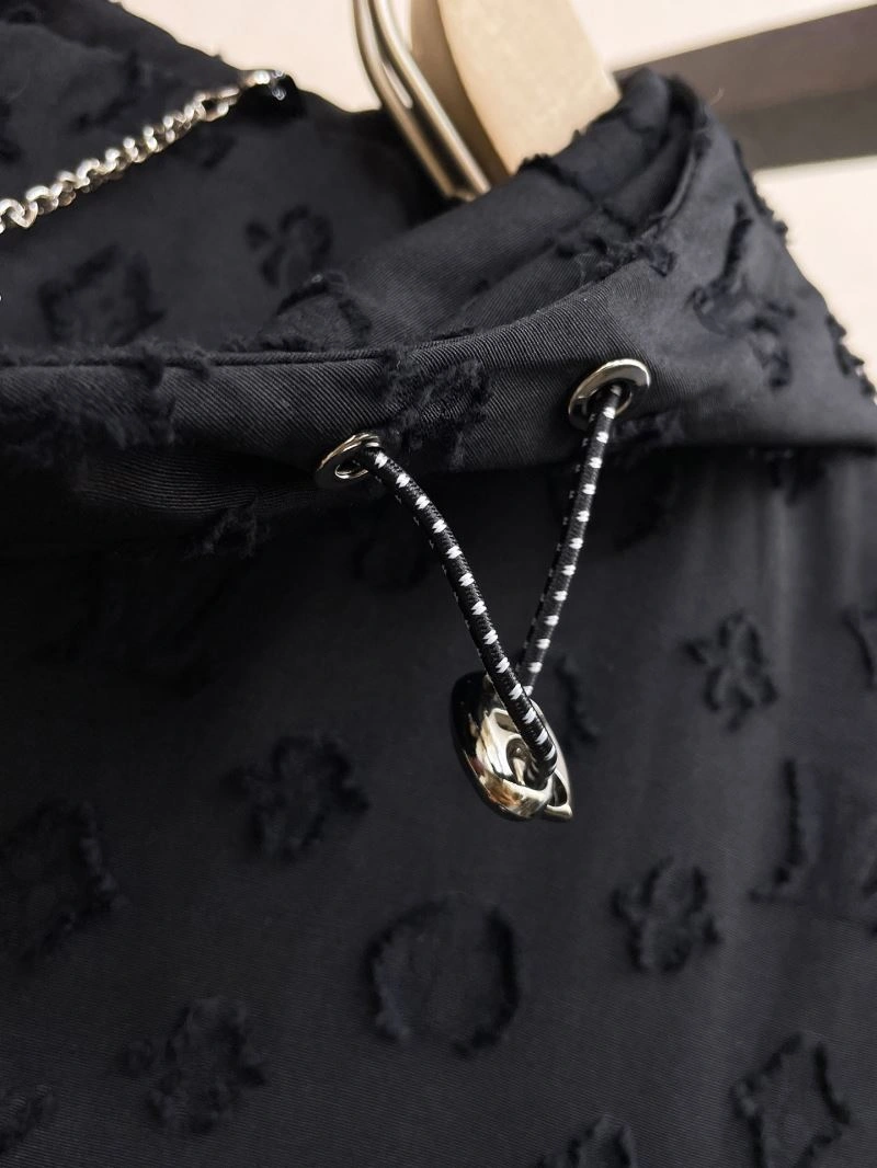 Louis Vuitton Outwear Lightweight 132936