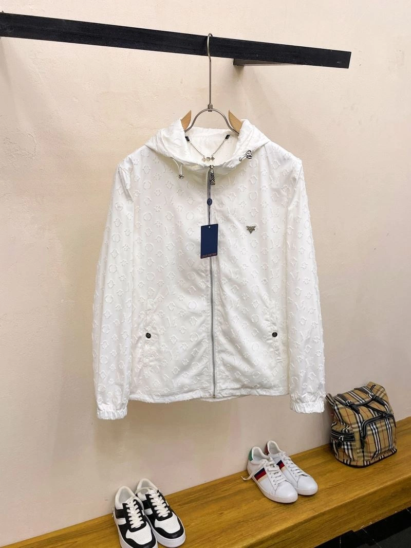 Louis Vuitton Outwear Sophisticated 132934