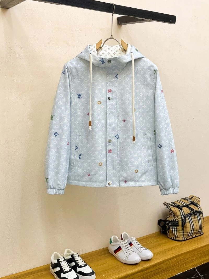 TravelReady Louis Vuitton Outwear 132920