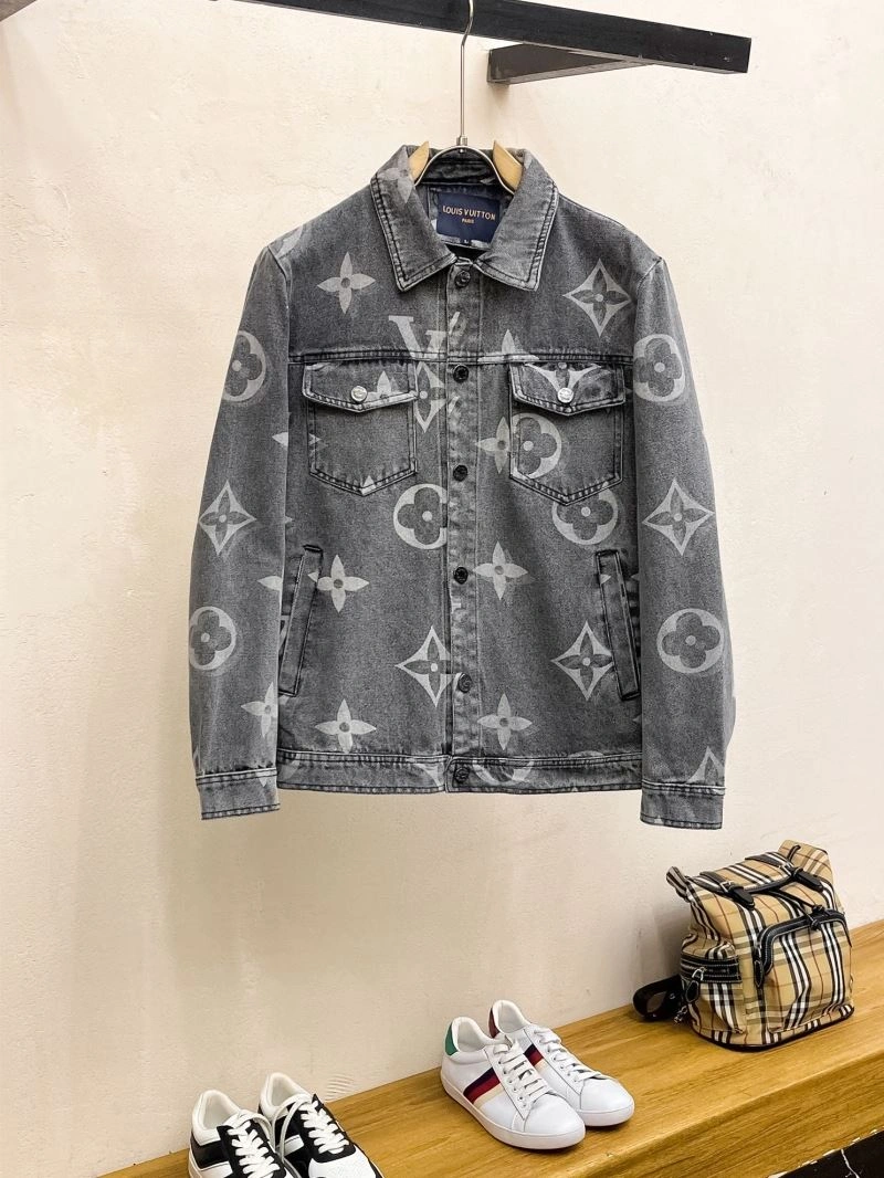 Resilient Louis Vuitton Outwear 132909