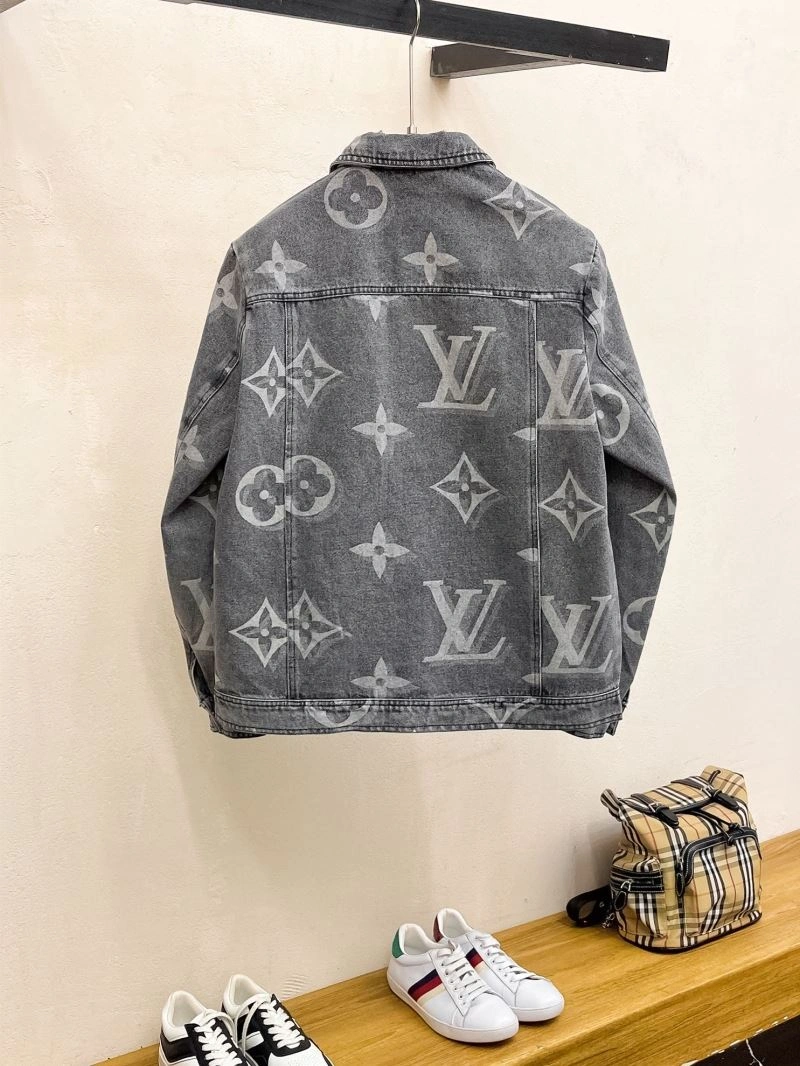 Resilient Louis Vuitton Outwear 132909