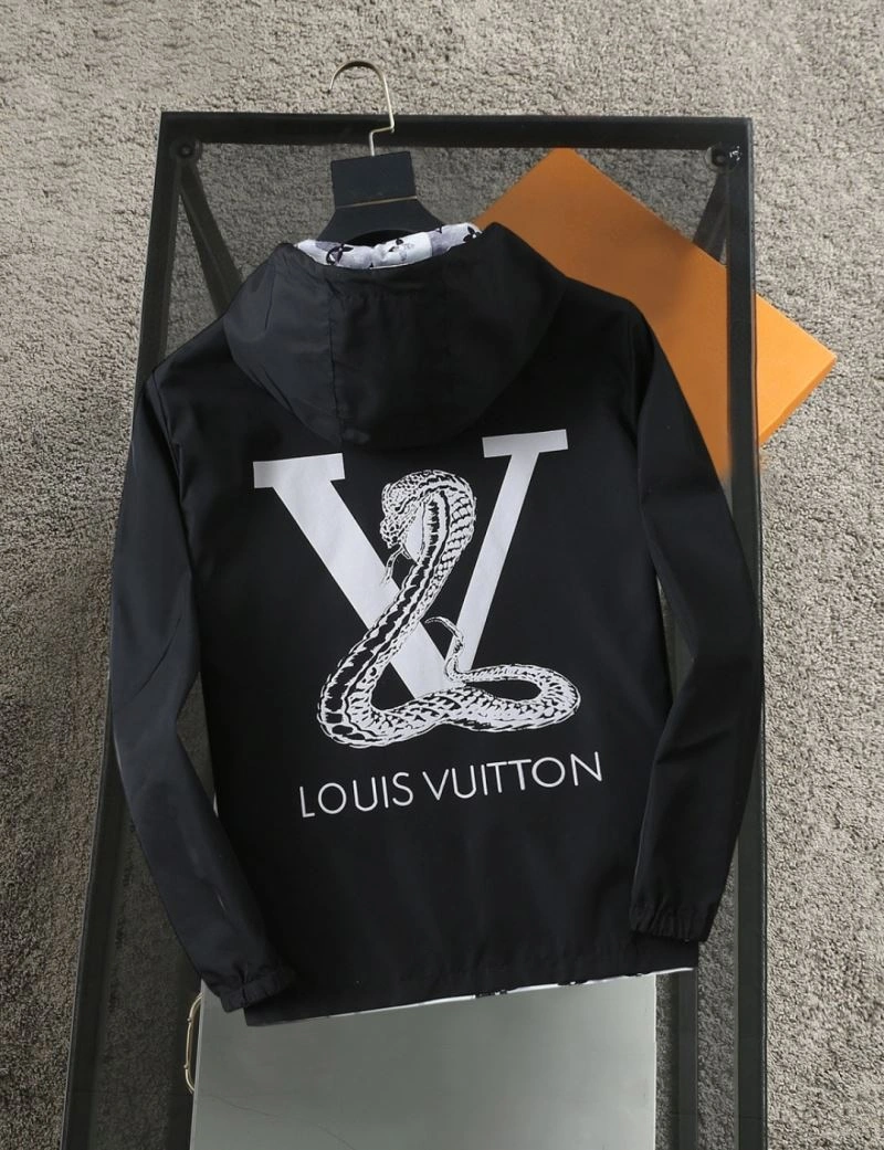 Louis Vuitton Outwear Chic 132935