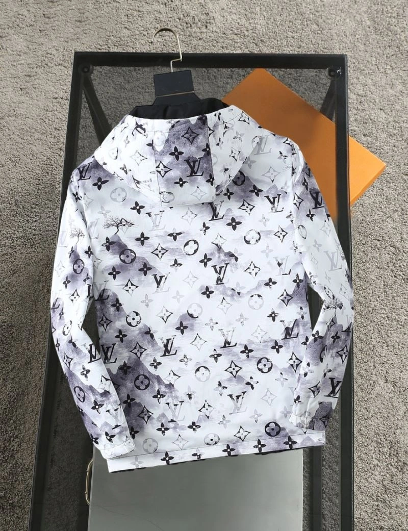 Louis Vuitton Outwear Chic 132935