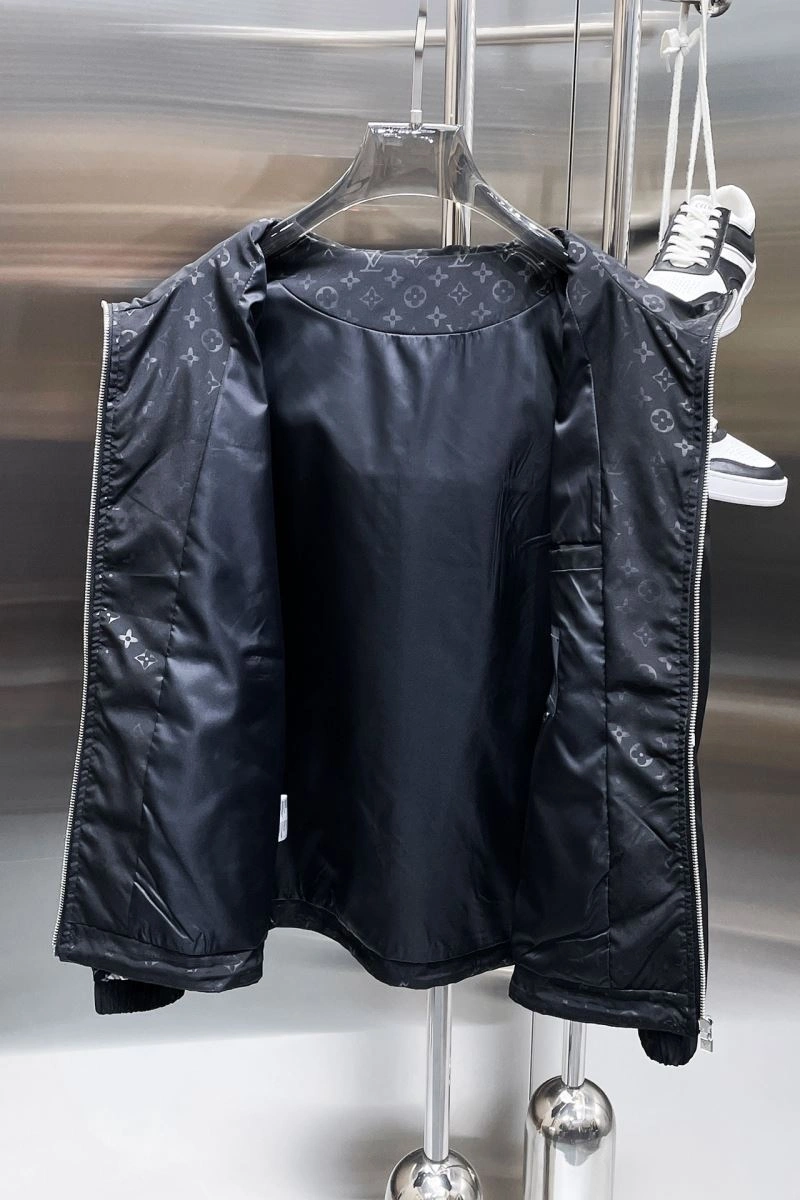 FashionForward Louis Vuitton Outwear 132908