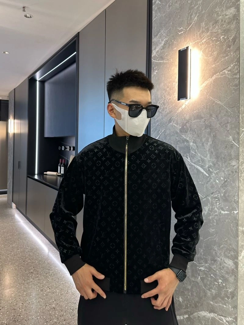 Louis Vuitton Outwear Affordable 132912