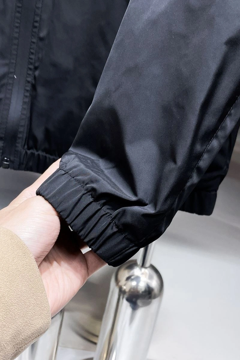 WaterResistant Louis Vuitton Outwear 132901