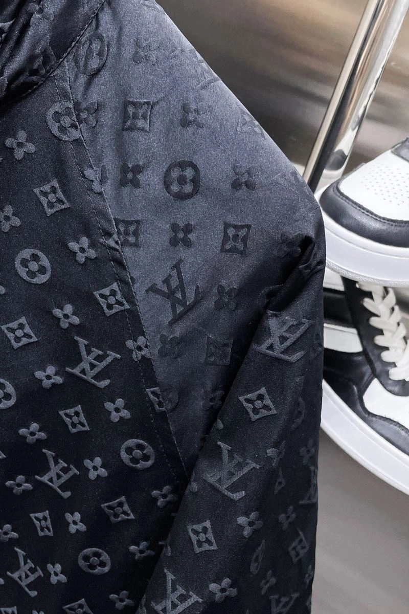 ZeroBulk Louis Vuitton Outwear 132900