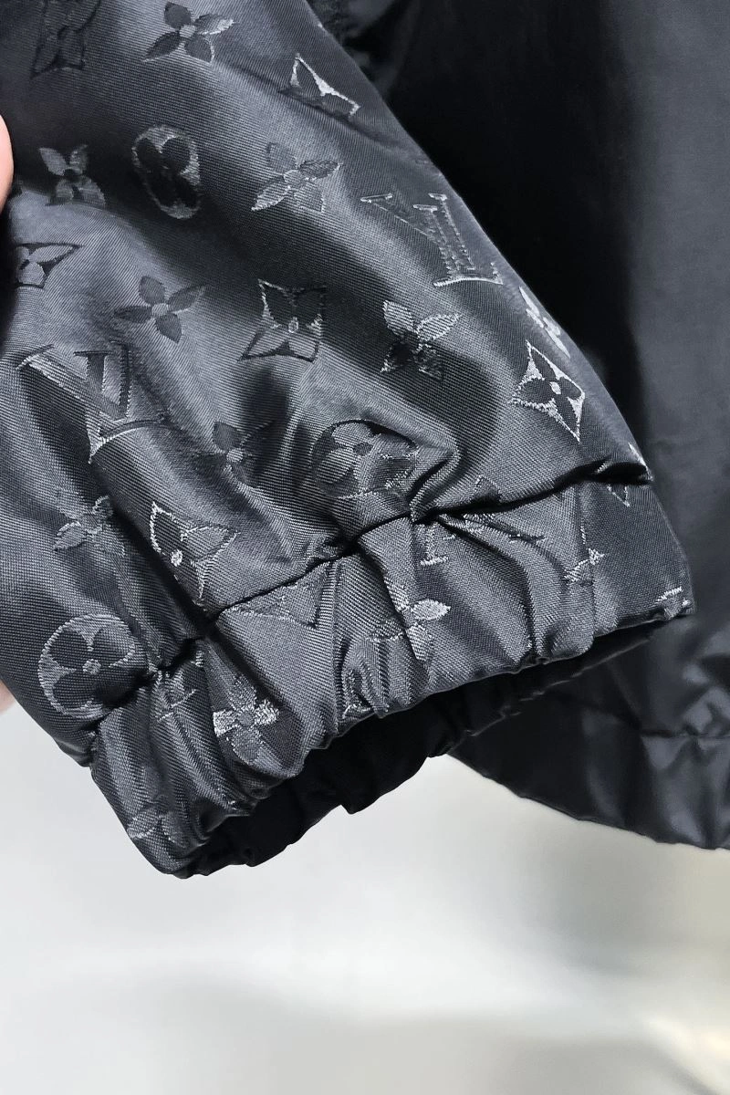 Louis Vuitton Outwear OnTrend 132879