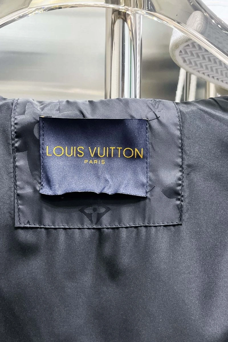 Louis Vuitton Outwear FreshLook 132896