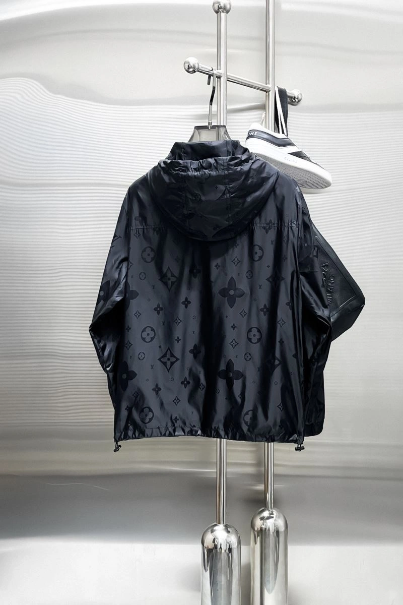 Louis Vuitton Outwear FreshLook 132896