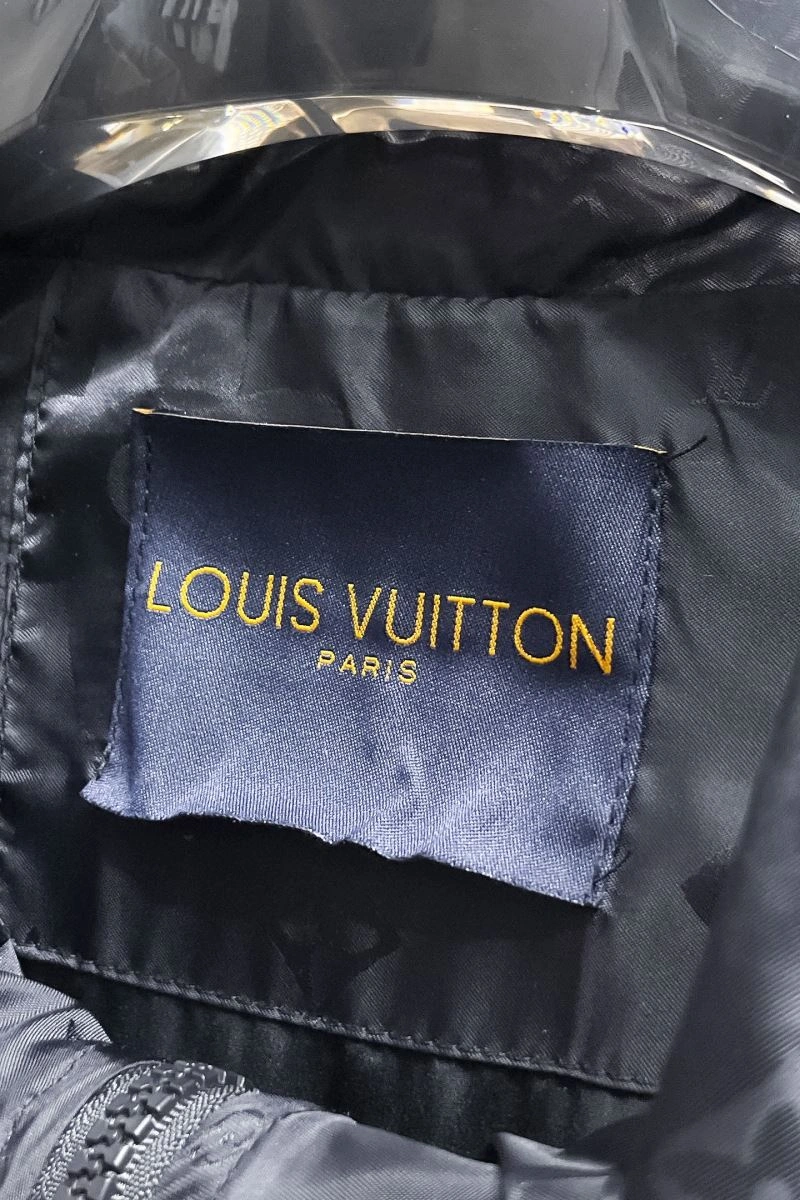 Louis Vuitton Outwear FreshLook 132896