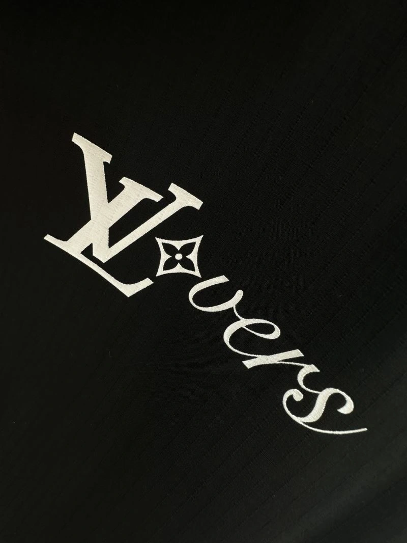 Louis Vuitton Outwear Youthful 132877