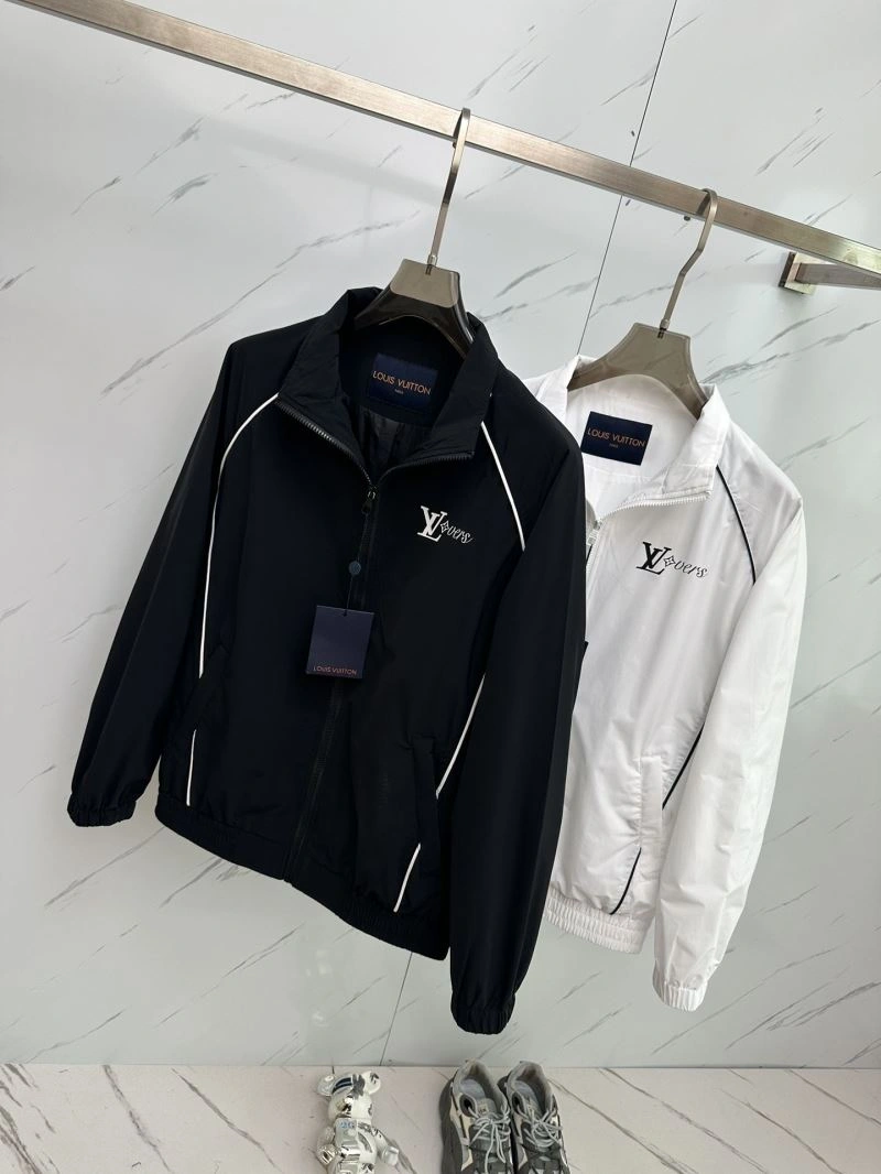Louis Vuitton Outwear Youthful 132877