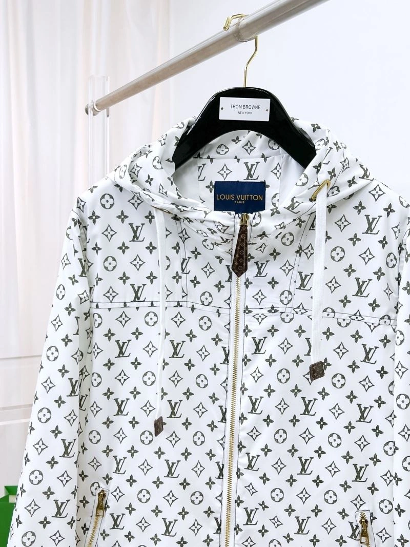 Louis Vuitton Outwear Effortless 132891