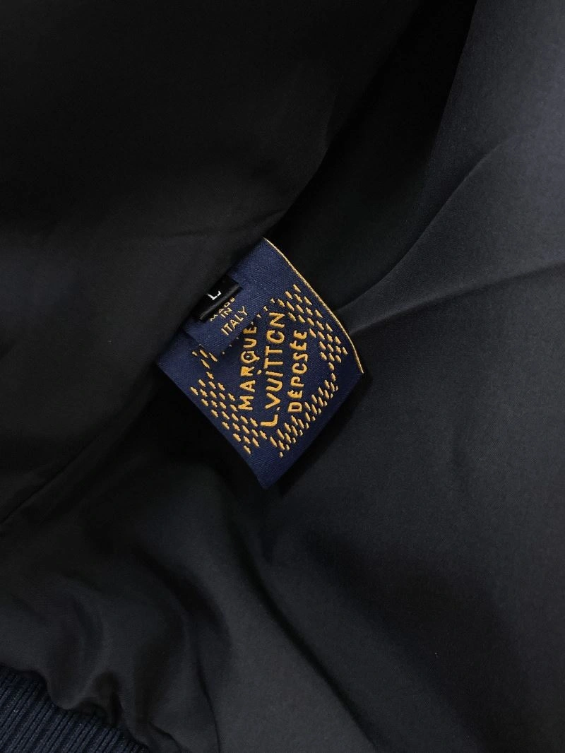 WrinkleFree Louis Vuitton Outwear 132881
