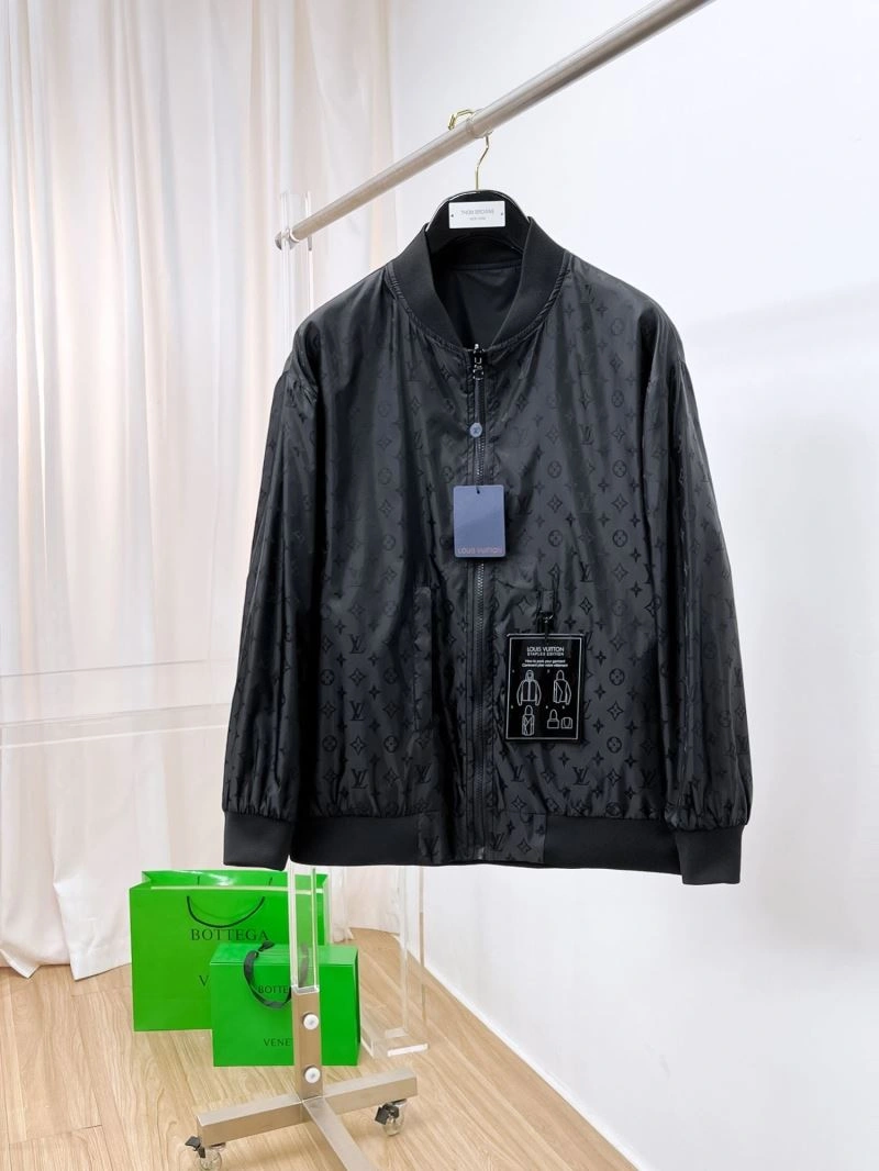 GoodFit Louis Vuitton Outwear 132886