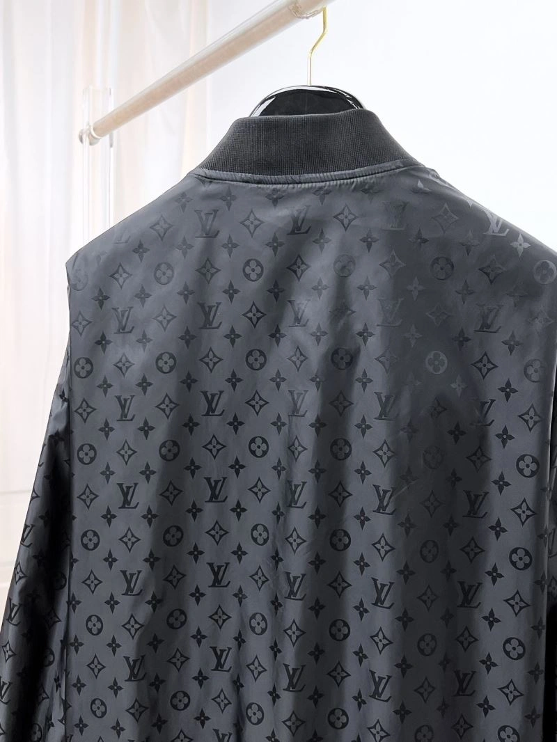 GoodFit Louis Vuitton Outwear 132886