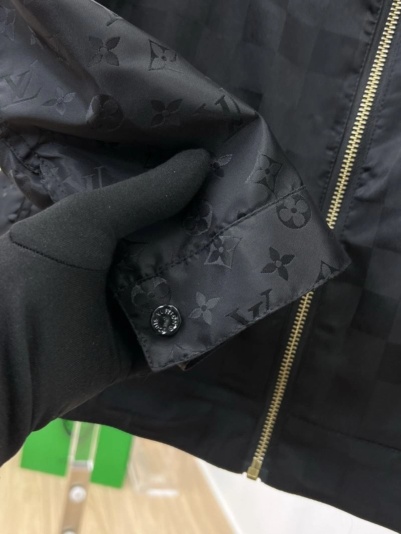 SmartChoice Louis Vuitton Outwear 132885