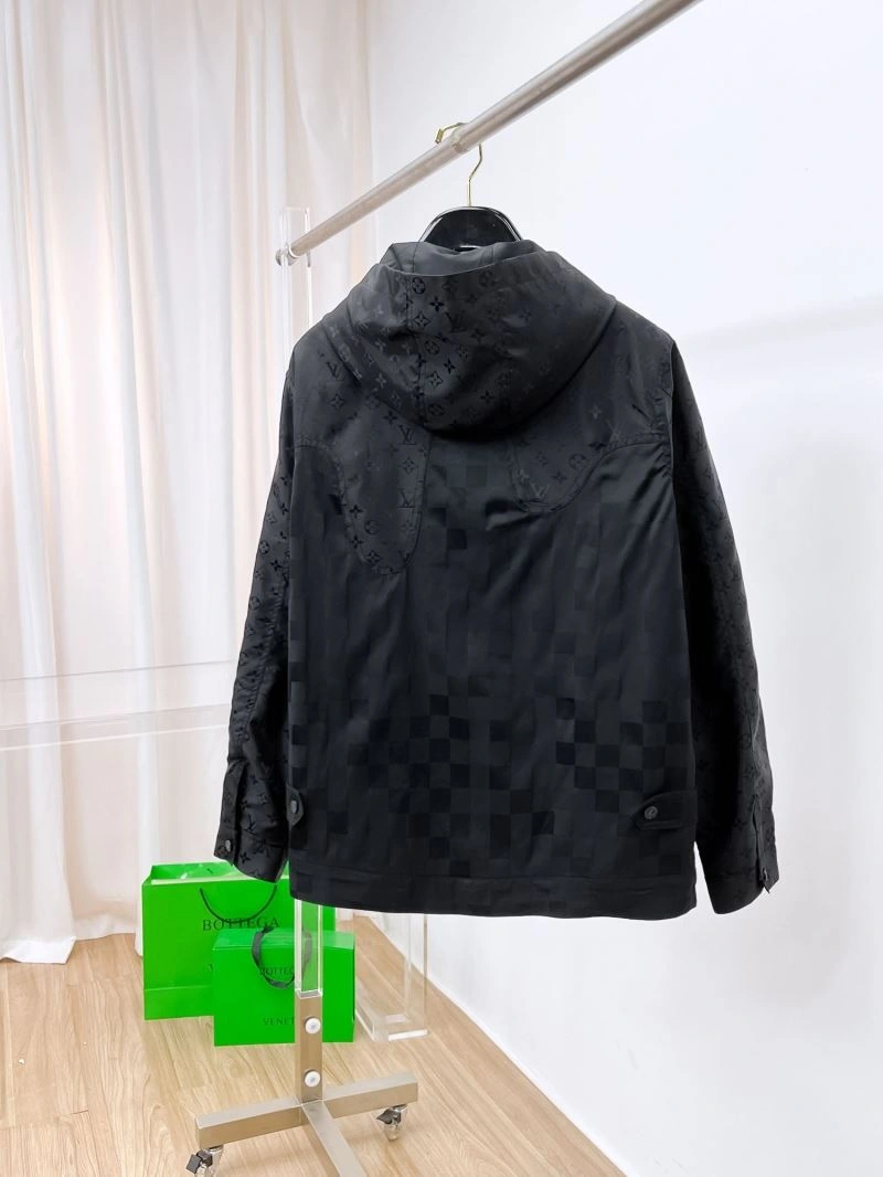 SmartChoice Louis Vuitton Outwear 132885
