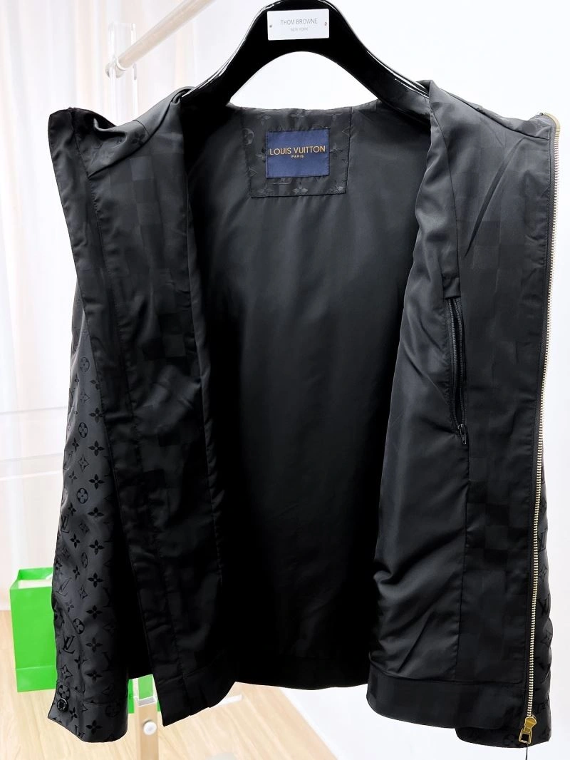 SmartChoice Louis Vuitton Outwear 132885