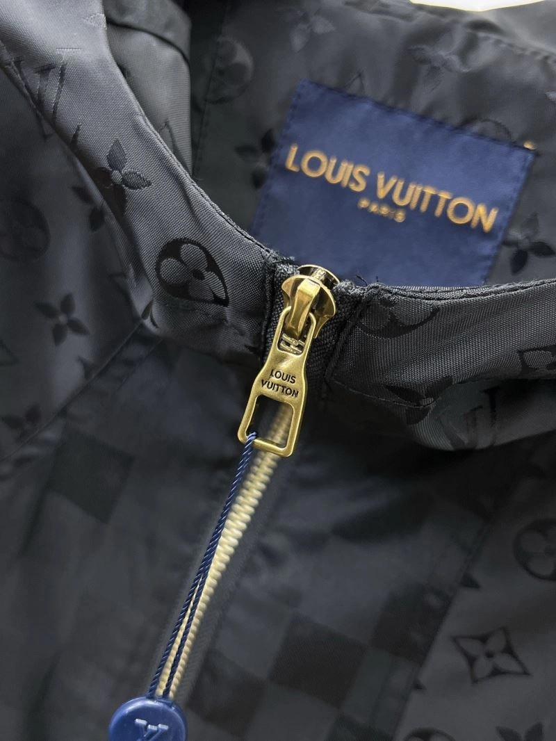 SmartChoice Louis Vuitton Outwear 132885