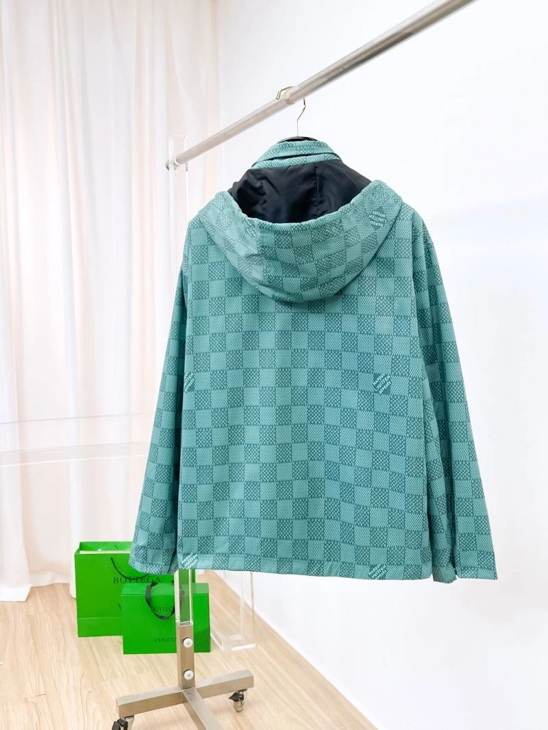 ComfortFit Louis Vuitton Outwear 132887