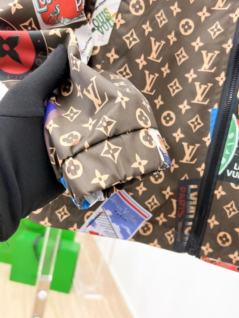 Refined Louis Vuitton Outwear 132880