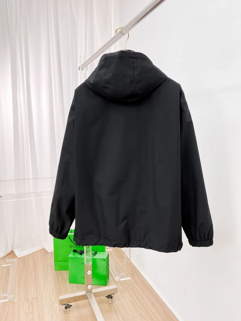 StreetReady Louis Vuitton Outwear 132872