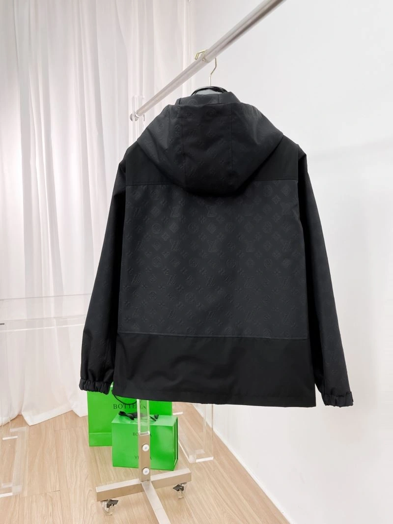 Louis Vuitton Outwear Contemporary 132890
