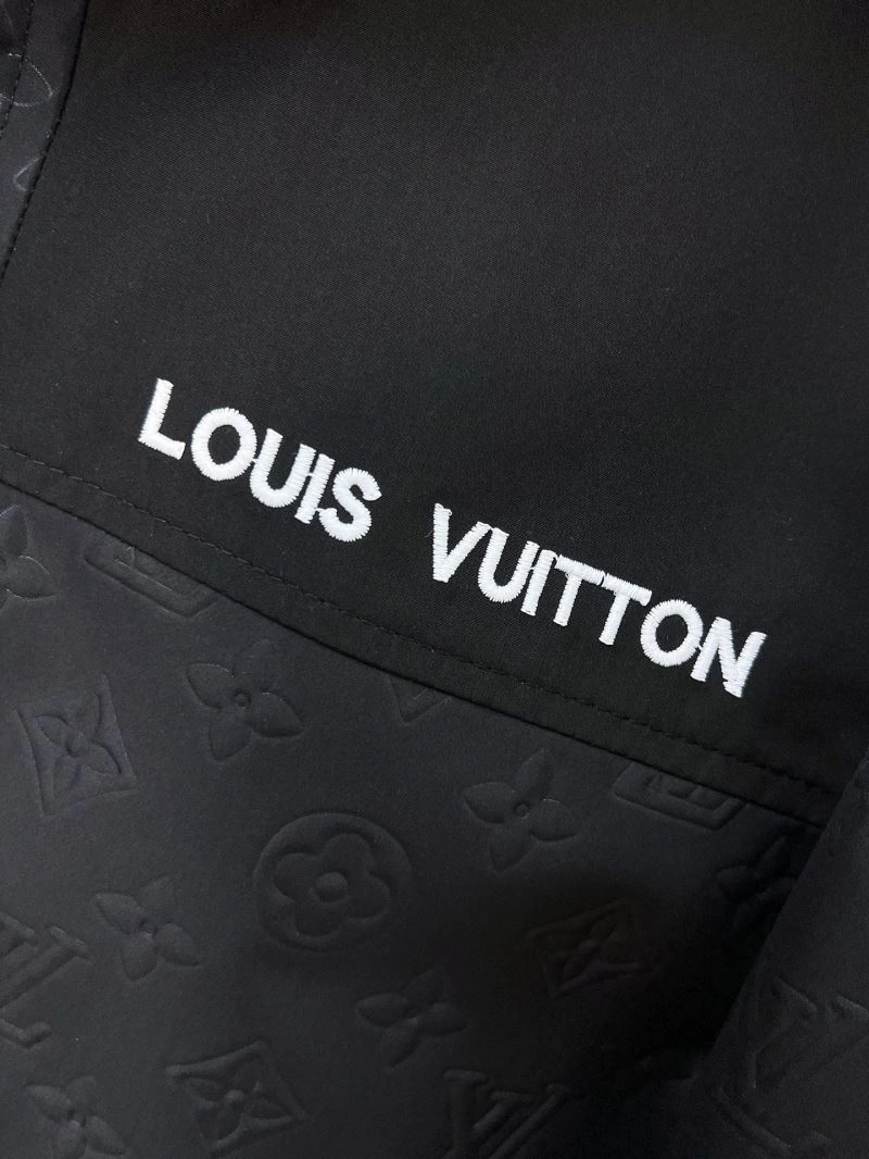 Louis Vuitton Outwear Contemporary 132890