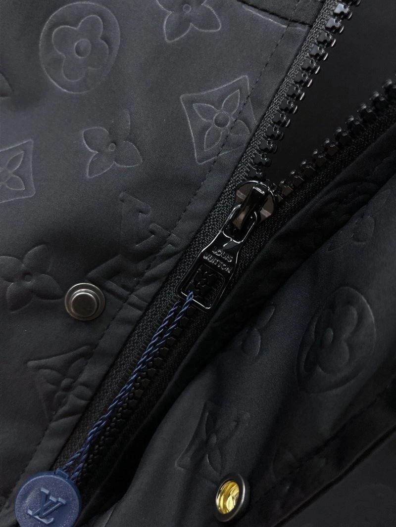 Louis Vuitton Outwear Contemporary 132890
