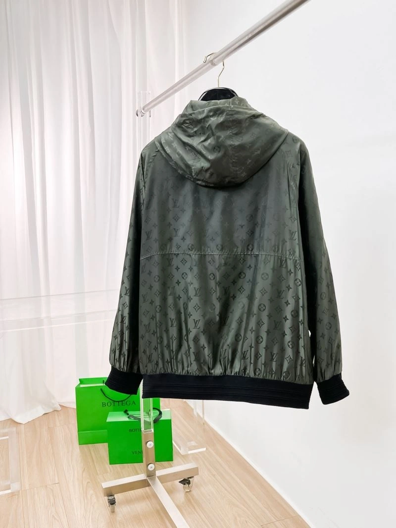 Functional Louis Vuitton Outwear 132869