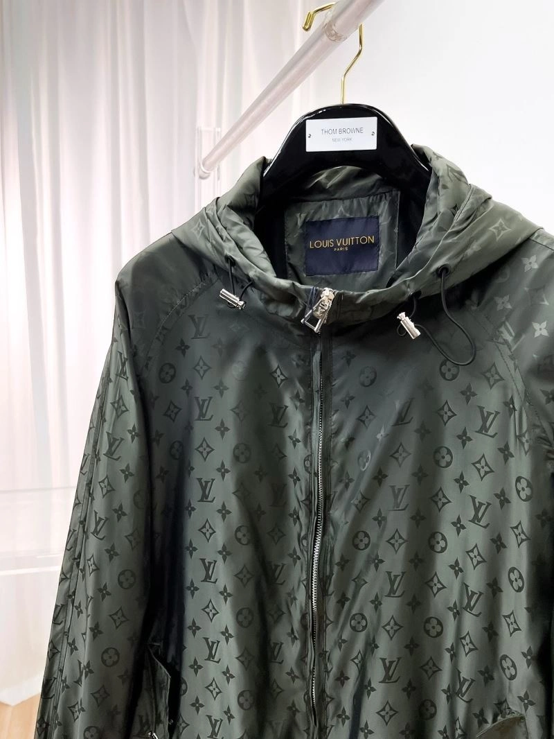 Functional Louis Vuitton Outwear 132869