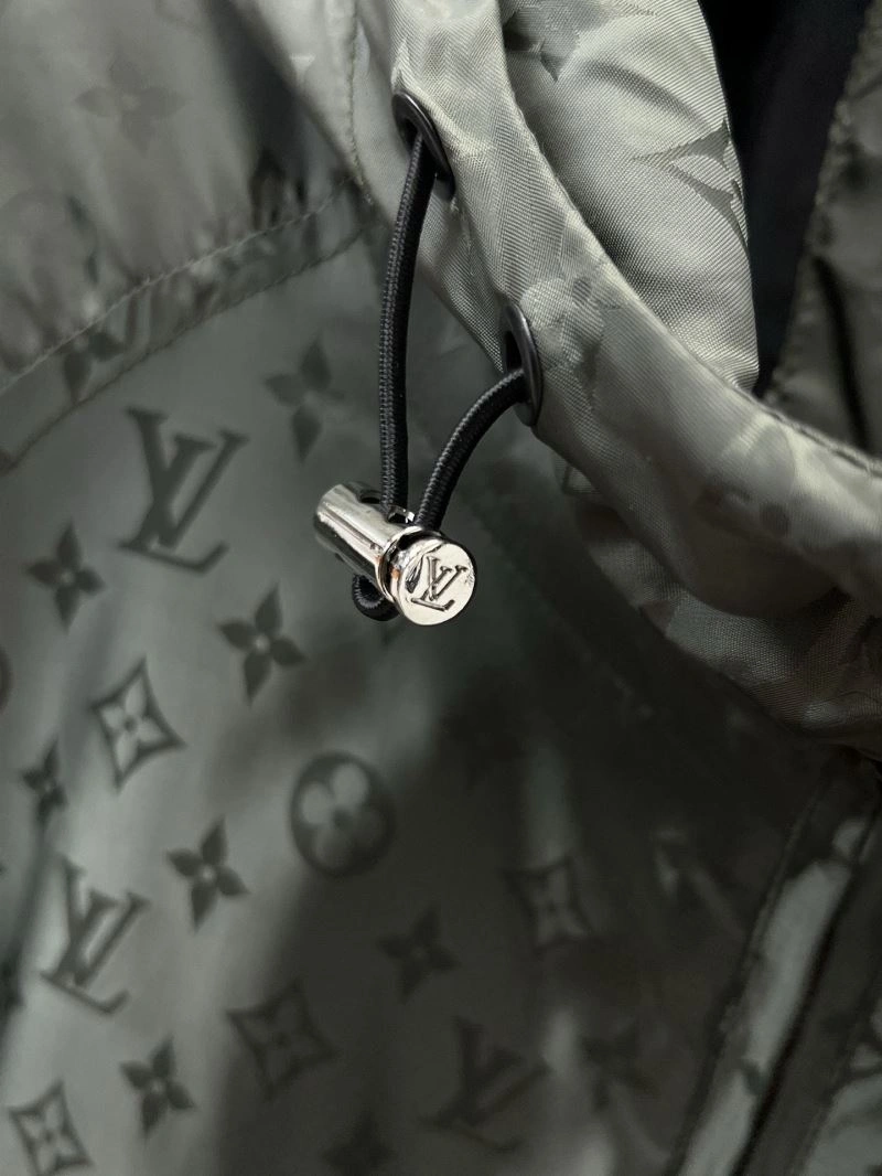 Functional Louis Vuitton Outwear 132869