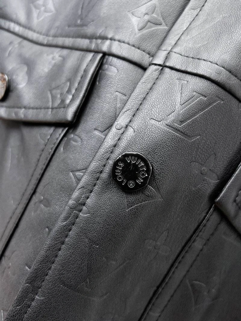 Louis Vuitton Outwear Youthful 132878