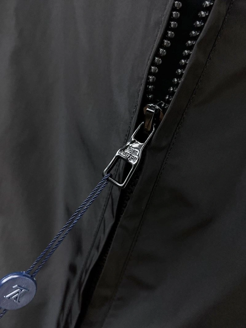 Louis Vuitton Outwear Reliable 132868