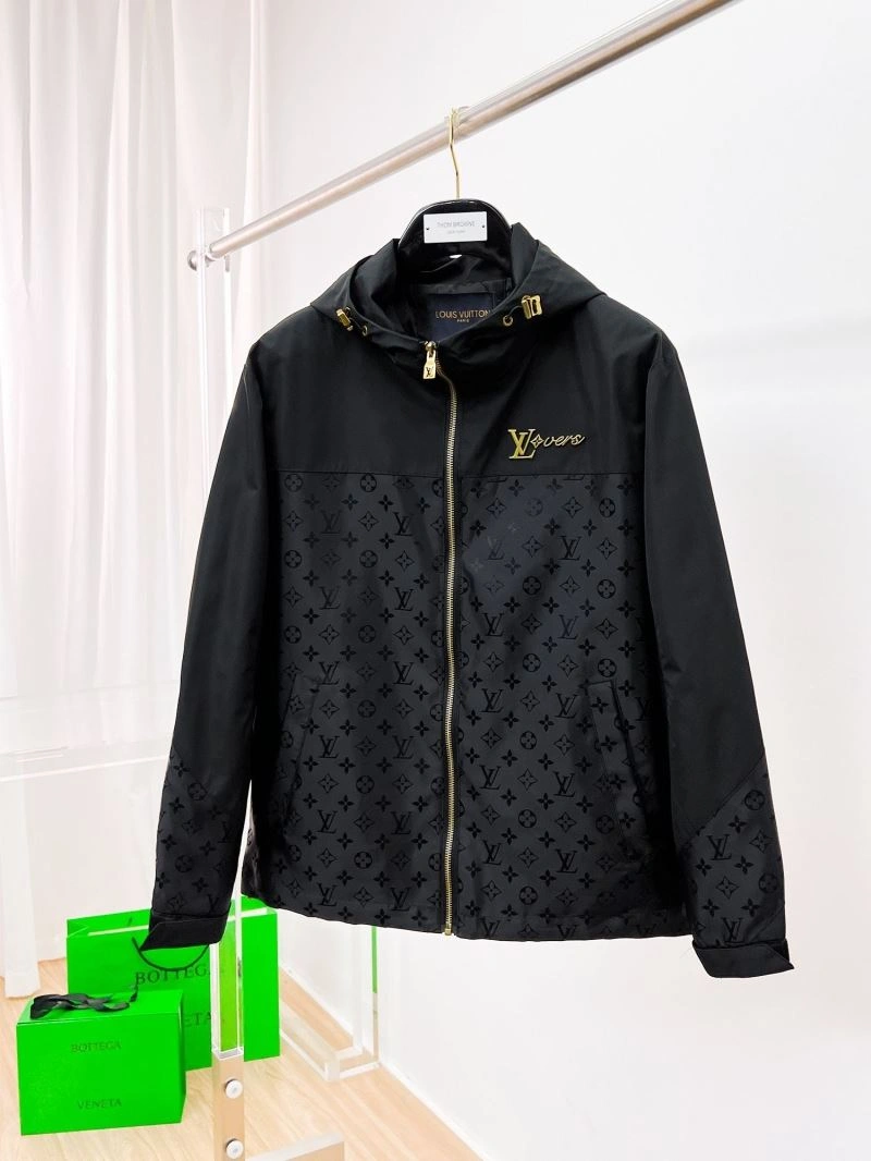 SunProtective Louis Vuitton Outwear 132867