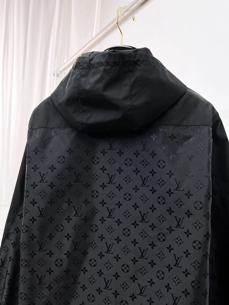 SunProtective Louis Vuitton Outwear 132867