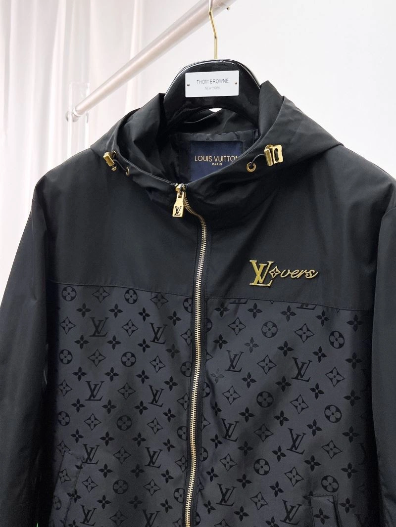 SunProtective Louis Vuitton Outwear 132867