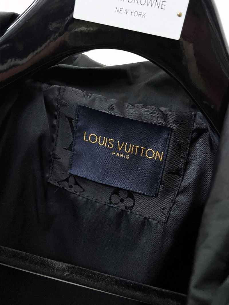 SunProtective Louis Vuitton Outwear 132867