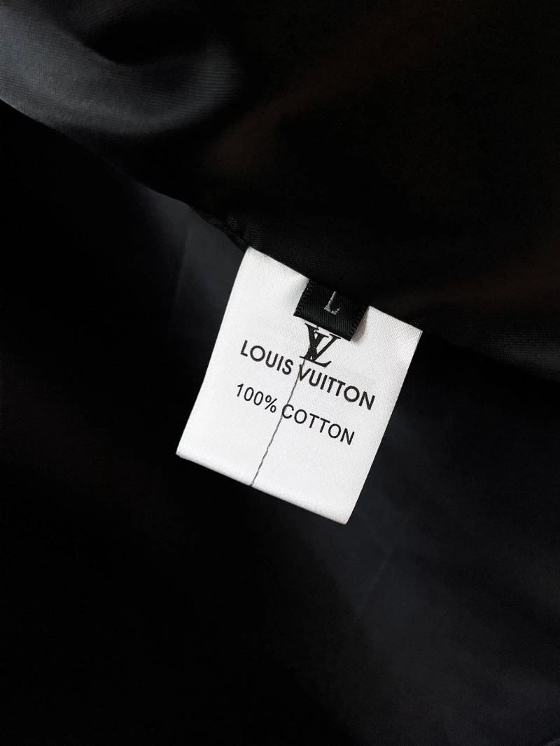 Louis Vuitton Outwear Stretchable 132862