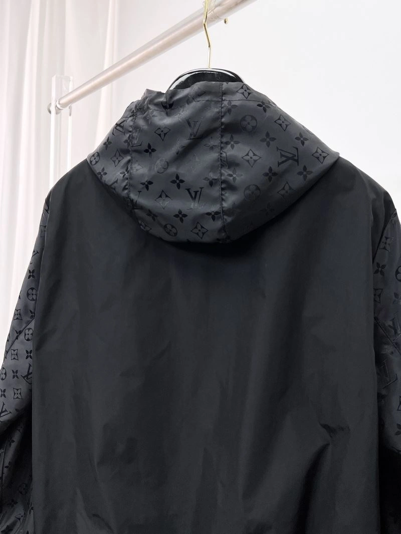 Louis Vuitton Outwear Stretchable 132862