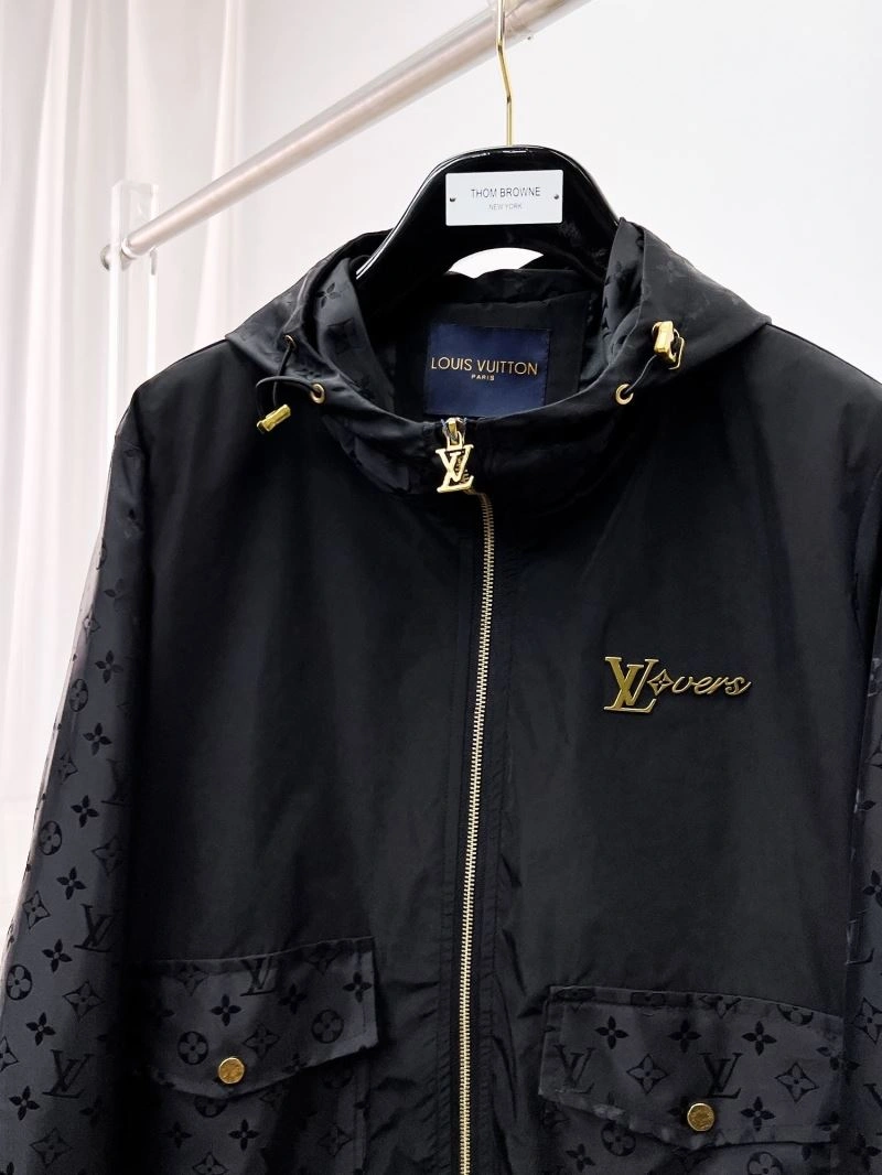 Louis Vuitton Outwear Stretchable 132862