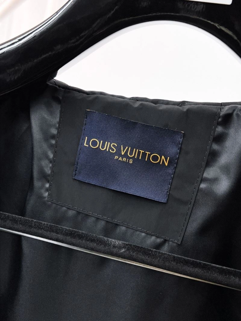 Louis Vuitton Outwear Stretchable 132862