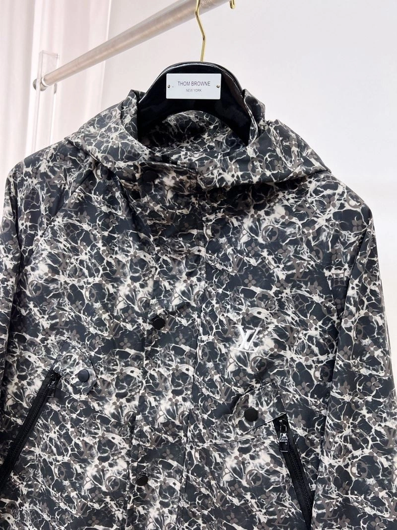 Louis Vuitton Outwear EyeCatching 132861