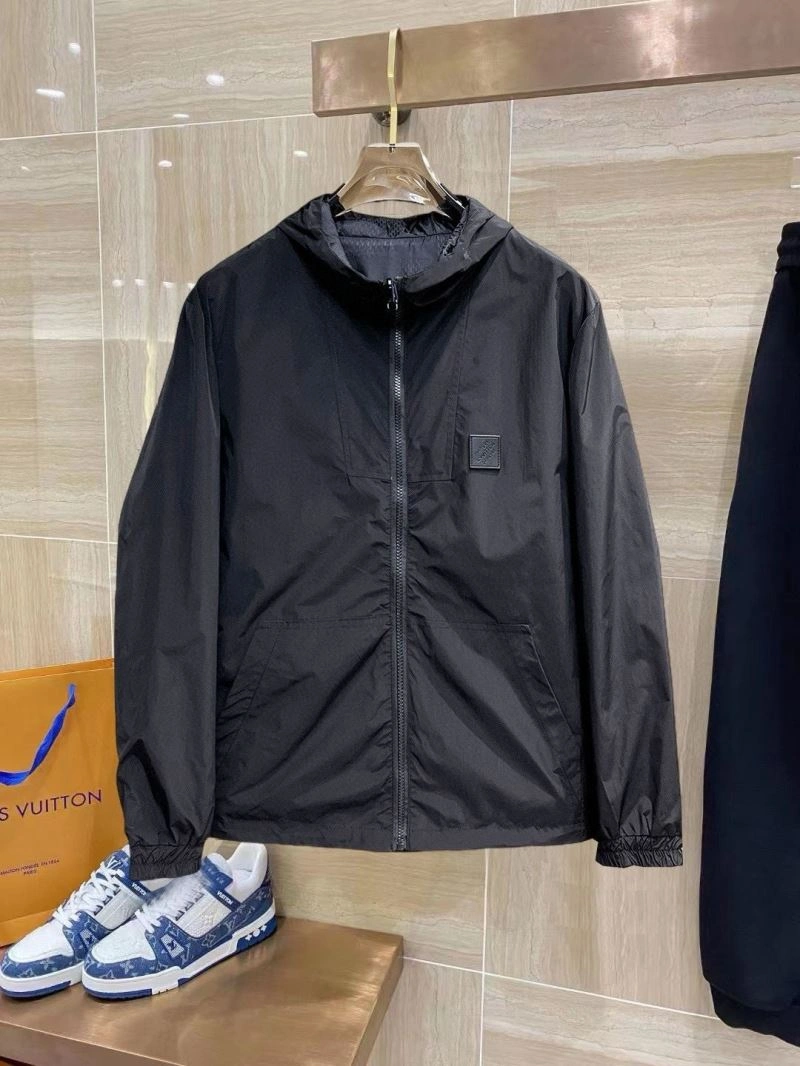 Louis Vuitton Outwear Effortless 132851