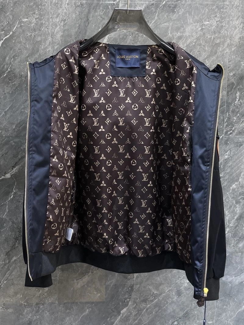 Vibrant Louis Vuitton Outwear 132850